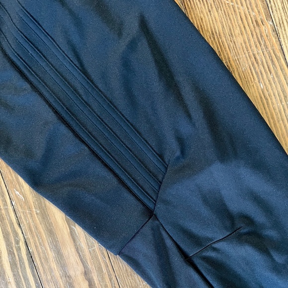 Adidas Women's Soccer Tiro 17 Training Pants Blk/Blk EUC size 16-18 - Picture 8 of 13